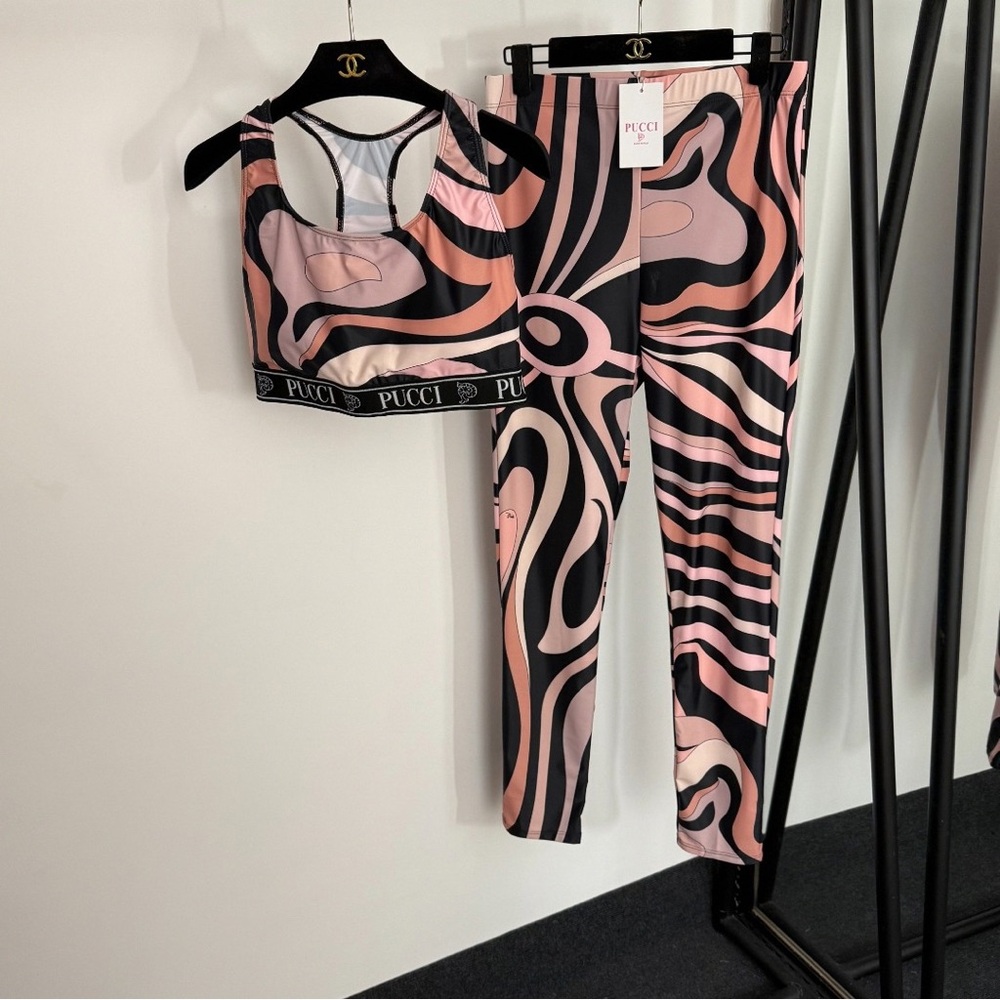 Pucci Workout Set Pink Printed Top Leggings Slim